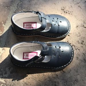 L'Amour Toddler Girl Mary Jane Shoes Size 7